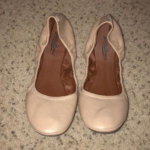 Lucky brand tan flats